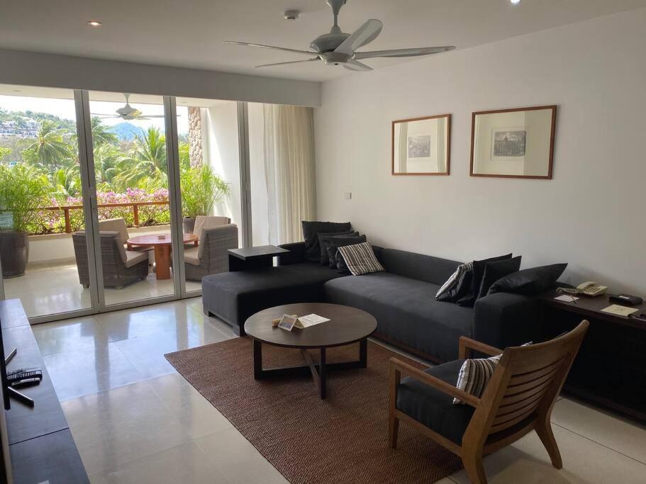 Beachfront 2 Bedroom Luxury Condo Chava Surin Bagian luar foto