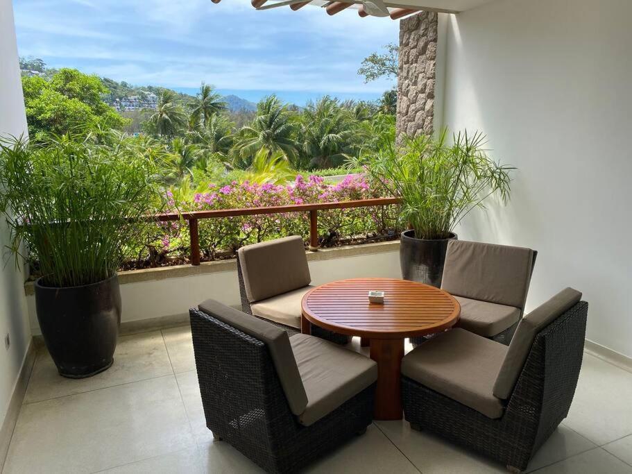 Beachfront 2 Bedroom Luxury Condo Chava Surin Bagian luar foto