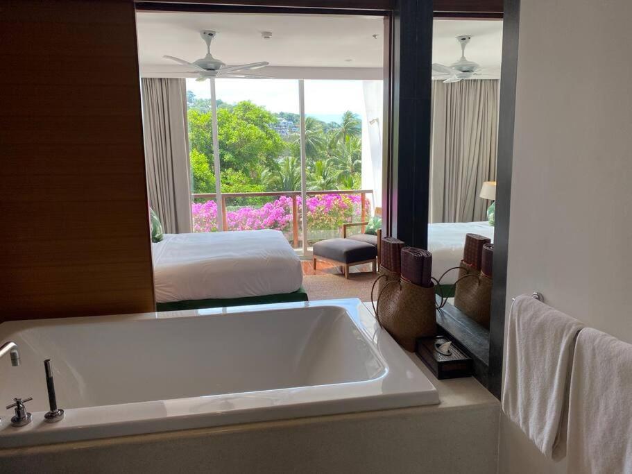 Beachfront 2 Bedroom Luxury Condo Chava Surin Bagian luar foto
