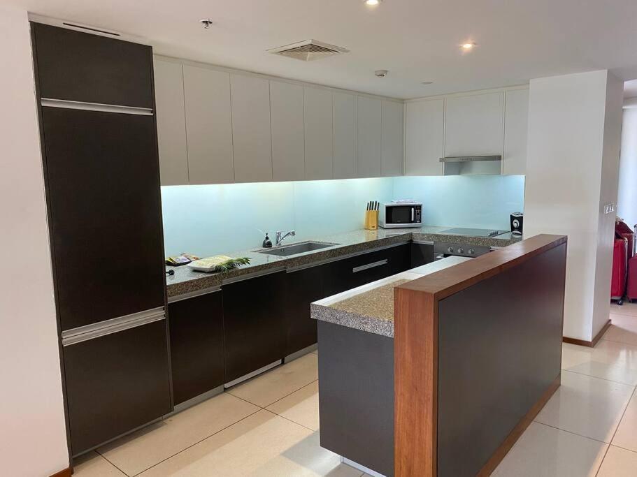 Beachfront 2 Bedroom Luxury Condo Chava Surin Bagian luar foto